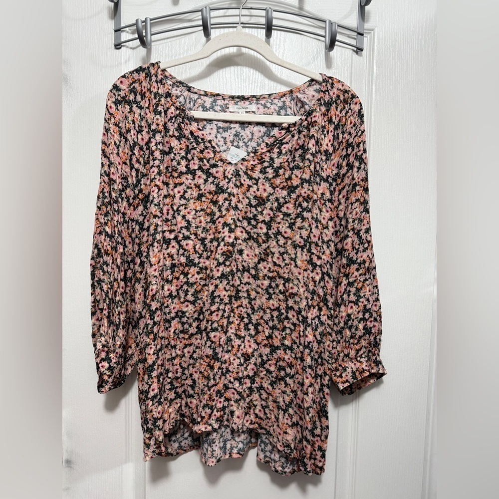 Maurices Multi-Colored ditsy Floral Blouse‎ Size L cotton core preppy boho